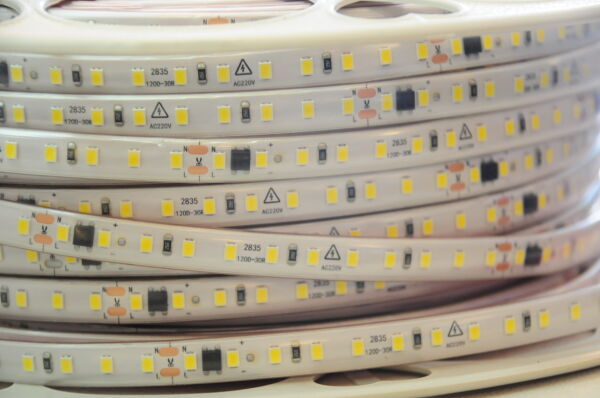 220 VOLT 10CM DE BİR KESİLEBİLEN ŞERİT LED 4000K